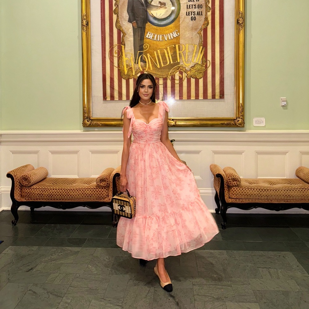 Meet your Posher, Posh